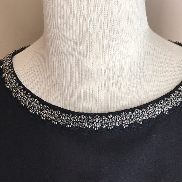 neckline beading sleeveless dress - Picture 2 of 4